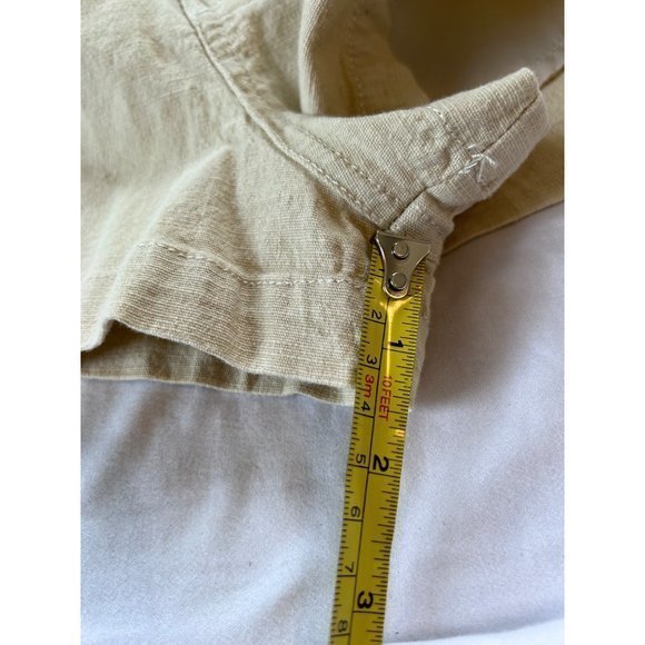 Wishlist Apparel Women’s Pleated Front Beige Shorts Size Sm - Picture 11 of 11